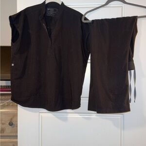 Figs Black Scrub Top and Pants Set